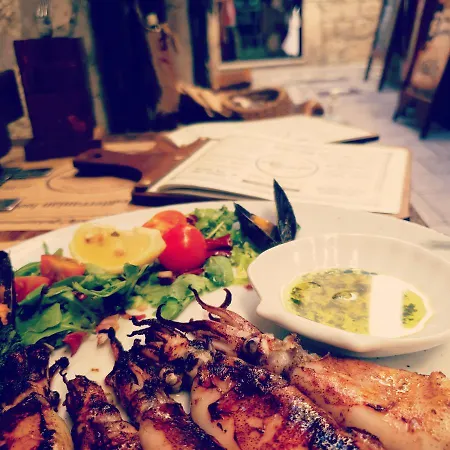 Apartman Capo Family & Capo -old Town-parking Trogir