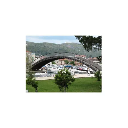 Διαμέρισμα Capo Family & Capo -old Town-parking *