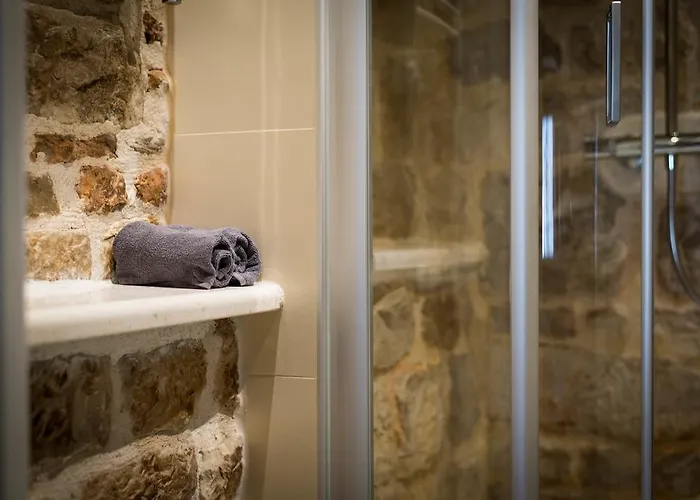 Capo Family & Capo -old Town-parking Appartement