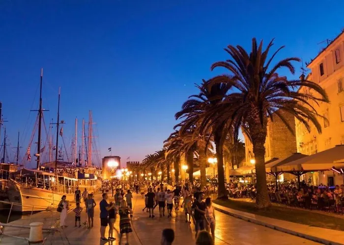 Appartement Capo Family & Capo -old Town-parking