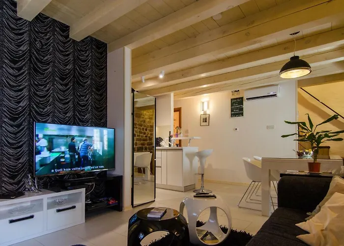 Appartement Capo Family & Capo -old Town-parking